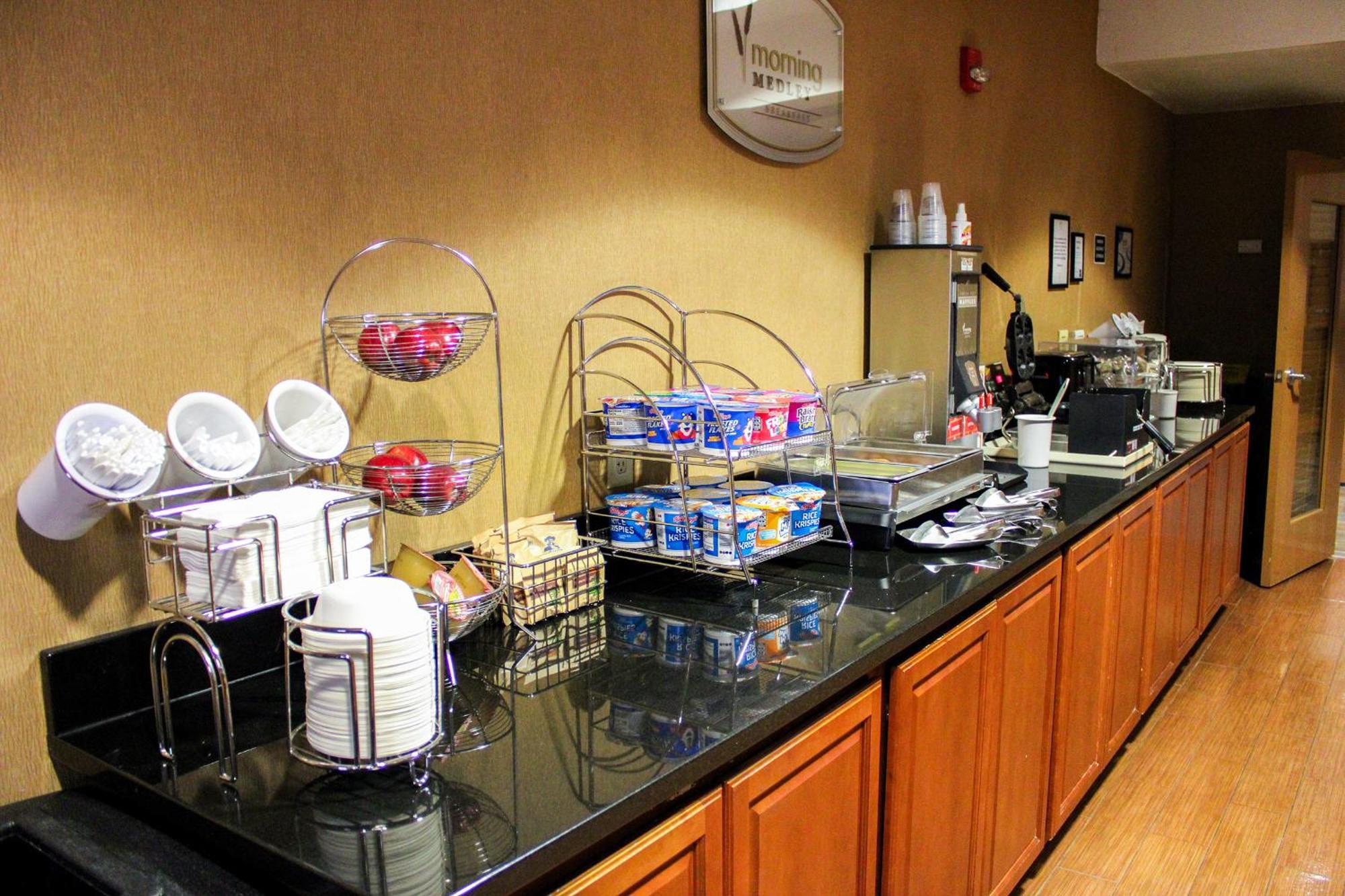 Sleep Inn & Suites Conference Center Eau Claire North Union Kültér fotó